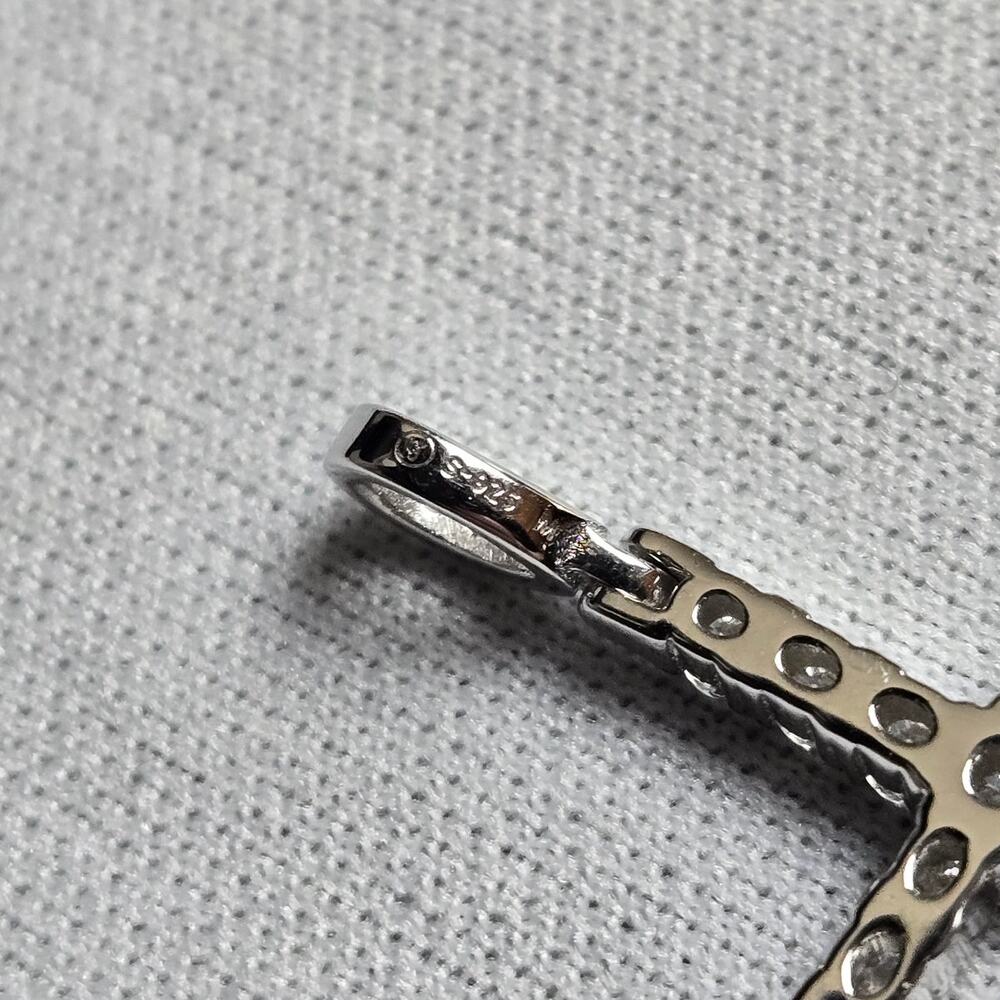 Silver Cross Pendant 925 Moissanite - Picture 5 of 10
